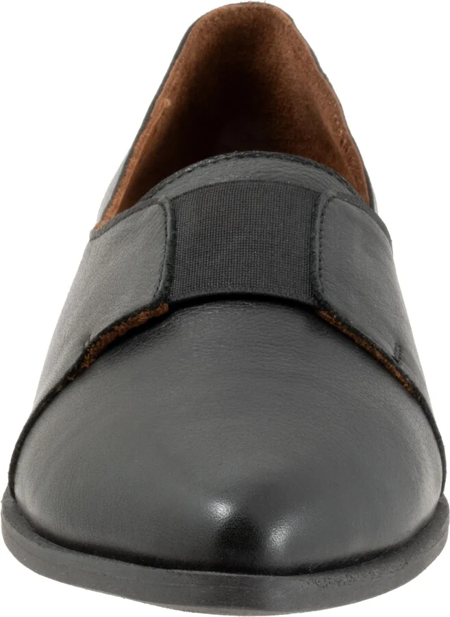 Brenda Half d'Orsay Pointed Toe Flat - Image 4