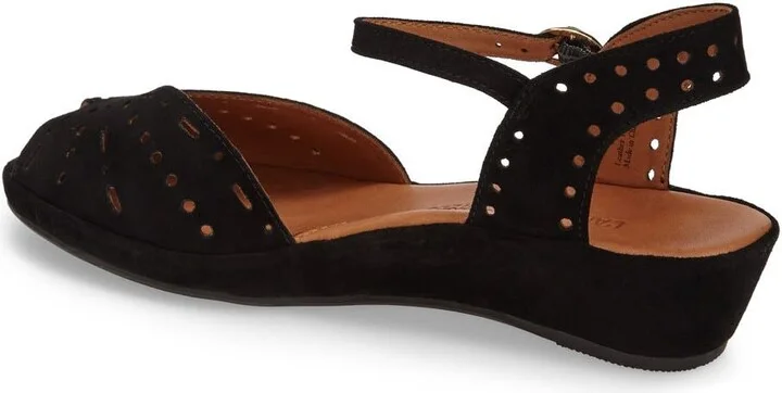 'Brenn' Ankle Strap Sandal - Image 7