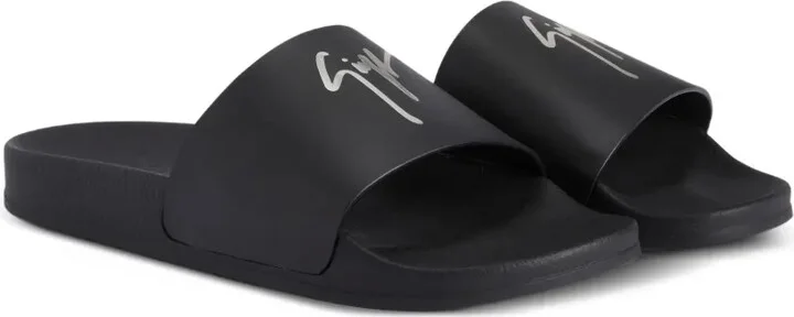 Brett logo-embellished slides - Image 2