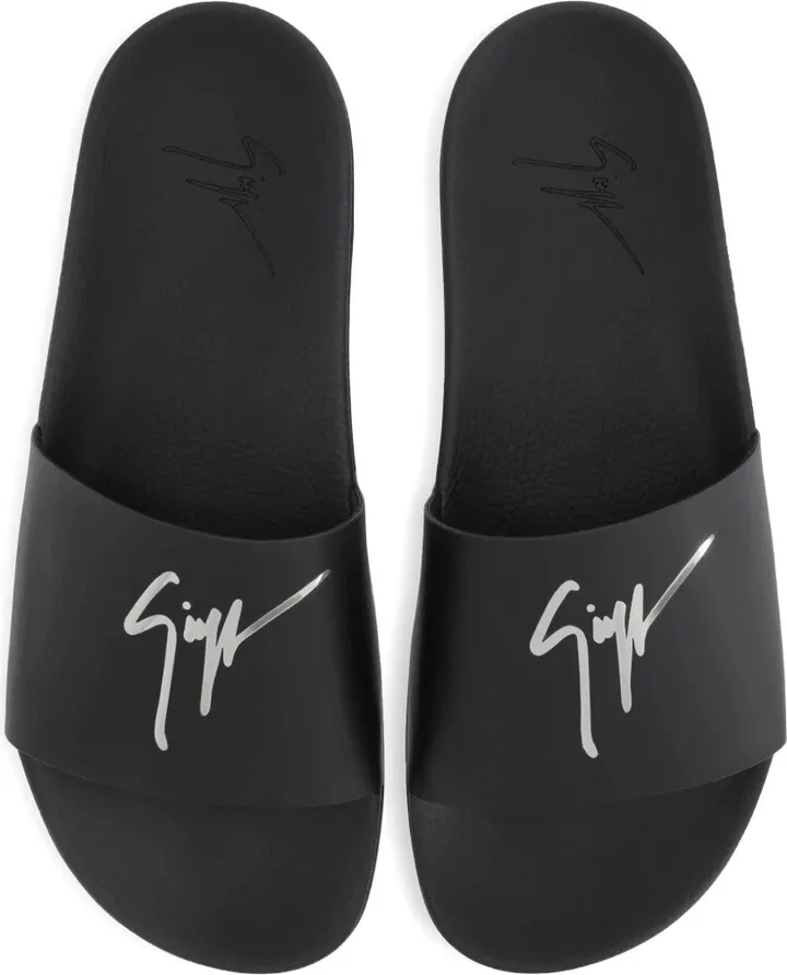 Brett logo-embellished slides - Image 3