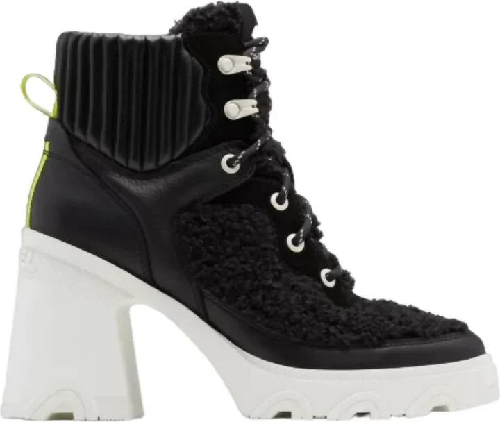 Brex Heel Cozy Boots In Black, Sea Salt