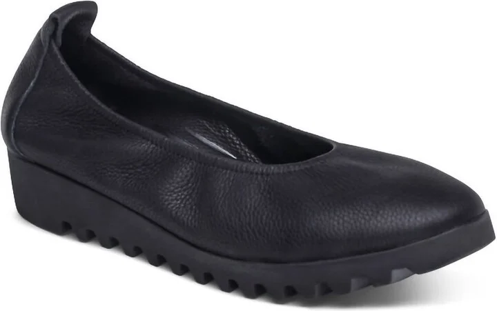 Brianna Women's Shoes In Black