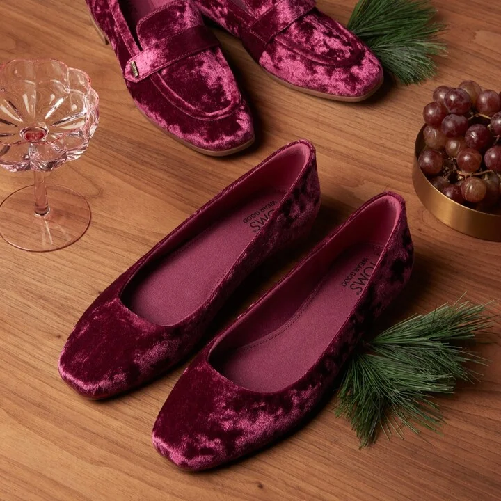 Briella Burgundy Crushed Velvet Flat - Image 2