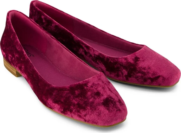 Briella Burgundy Crushed Velvet Flat - Image 3