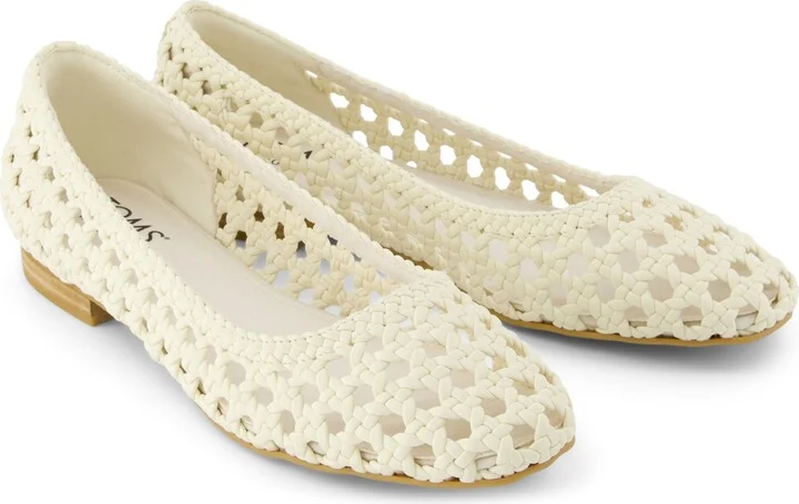 Briella Flat Woven Basket - Image 3