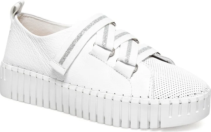 Brightery Leather Sneaker