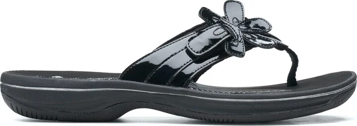 Brinkley Flora in Black Synthetic