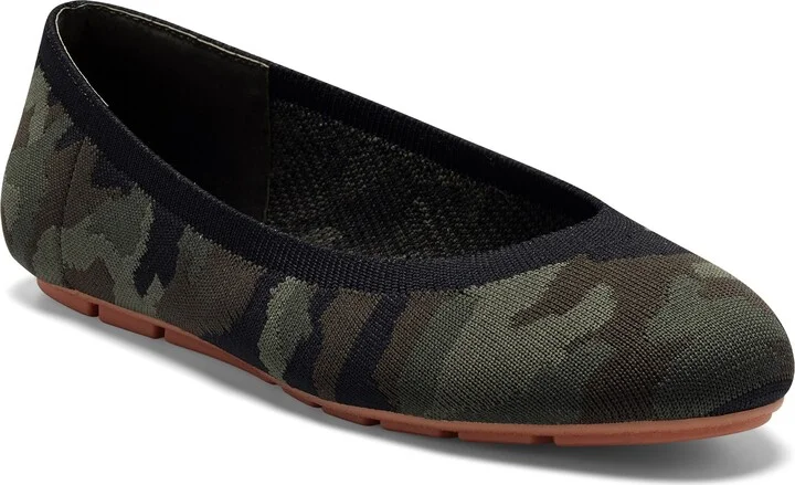 Brinley Knit Flat