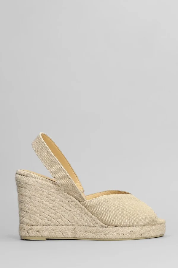 Brisa-8-002 Wedges In Beige Canvas