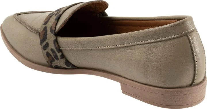 Bristol Pointed Toe Loafer - Image 2