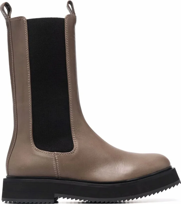 British Chelsea leather boots
