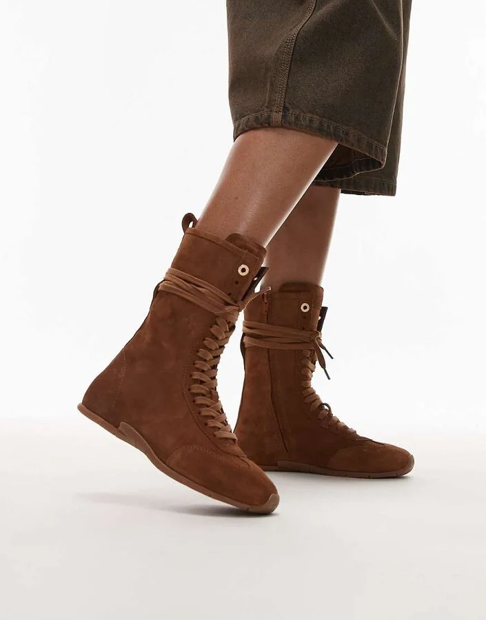 Bronx lace up boxing boot sneakers in suede tan