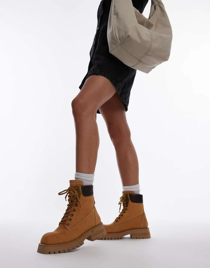 Bronx Qui-nn lace up ankle boots in mustard waxy nubuck - Image 2