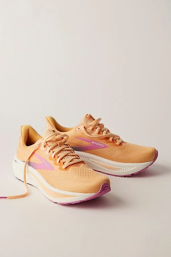 Brooks Ghost 17 Sneakers - Image 2