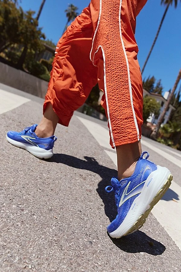 Brooks Glycerin 22 Sneakers - Image 2