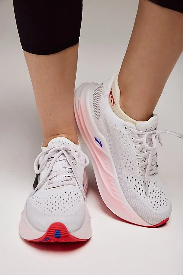 Brooks Glycerin Max Sneakers - Image 4