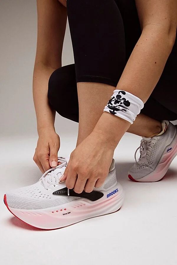 Brooks Glycerin Max Sneakers - Image 5