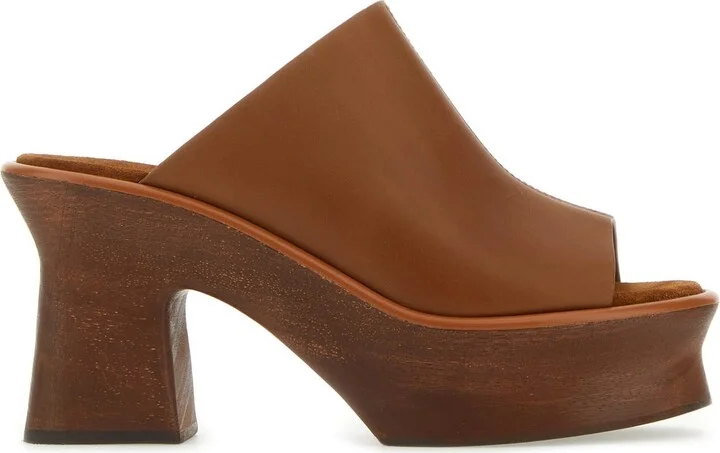 Brown leather Gamanta mules