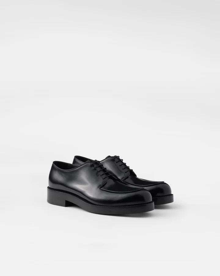 Brushed leather derby shoes