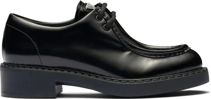 Brushed Leather Lace-Up Shoes