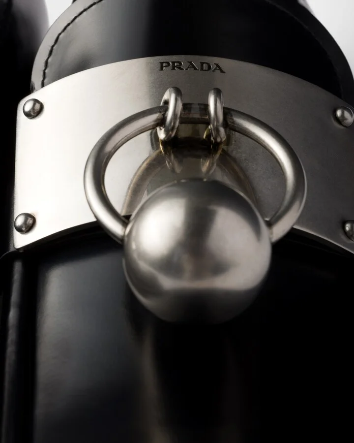 Brushed leather loafers with metal ring - Image 6