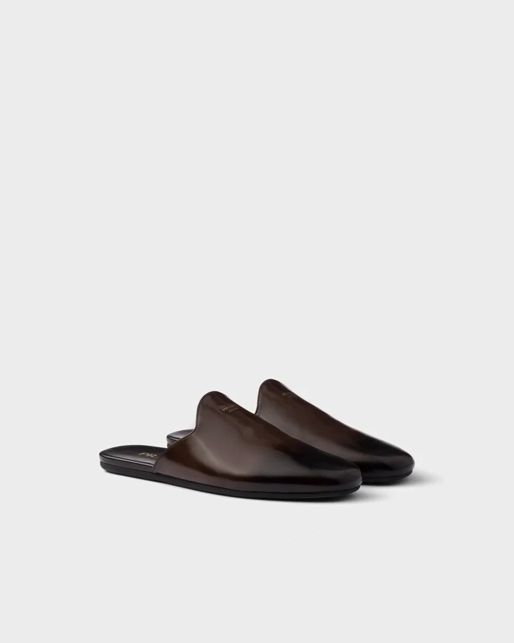 Brushed leather mules