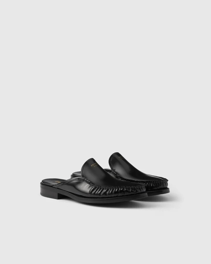 Brushed leather mules