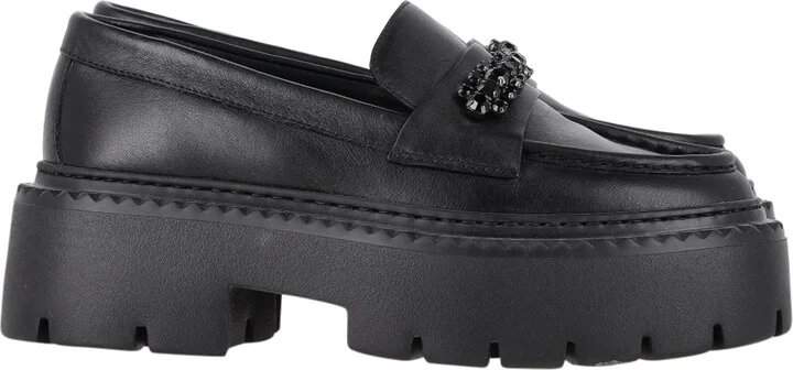 Bryer Flat Loafers in Black Leather