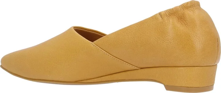 Brylee Wedge Pump - Image 2