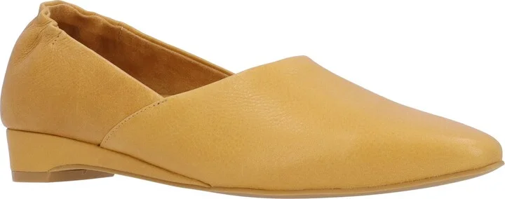 Brylee Wedge Pump