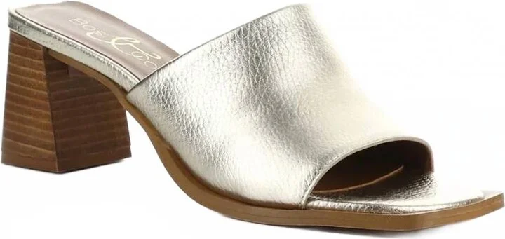 Bryn Slip-On Sandals In Platino