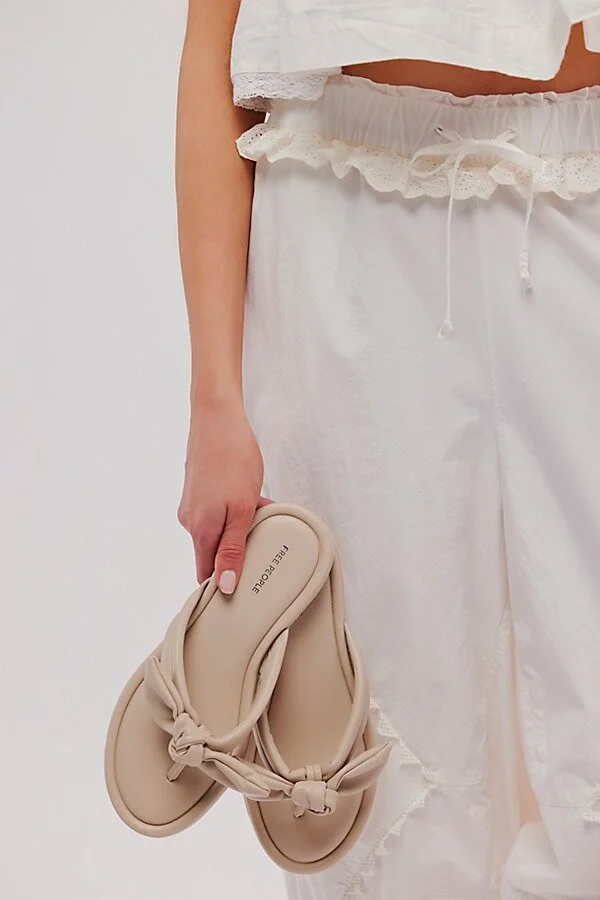 Brynn Bow Sandals - Image 3