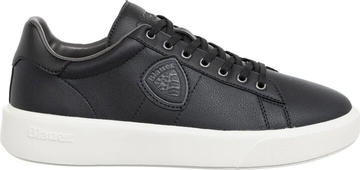 Buck Sneakers