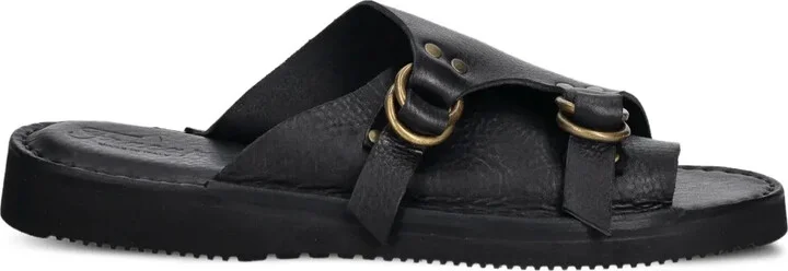 Buckle-Detail Leather Sandals