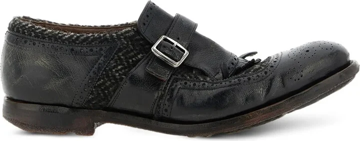 Buckle-Fastening Fringed Shoes