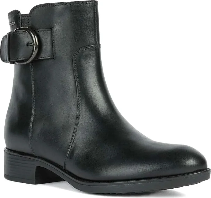 Buckle-Fastening Leather Boots