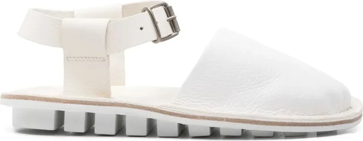 Buckle-Fastening Leather Sandals