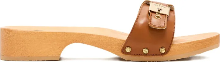 Buckle-Fastening Leather Sandals