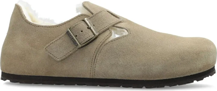 Buckle-Fastening Slippers