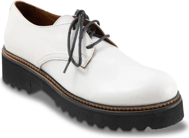 Bueno Andi Oxford