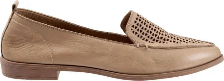 Bueno Blazey Flat - Image 2