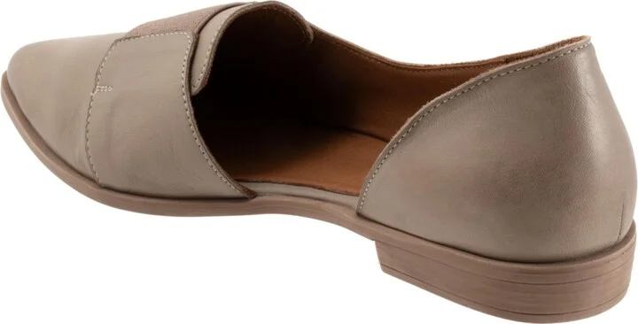 Bueno Brenda Flat - Image 3