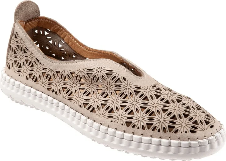 Bueno Daisy Slip-On