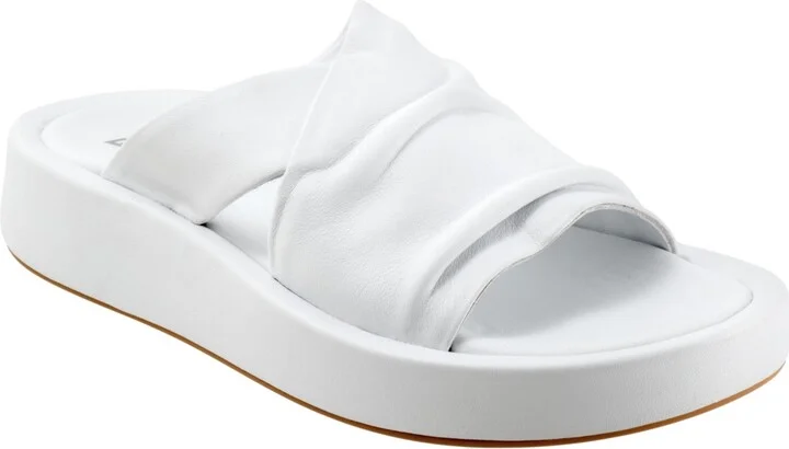 Bueno Harper Sandal