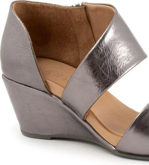 Bueno Iyla Sandal - Image 3