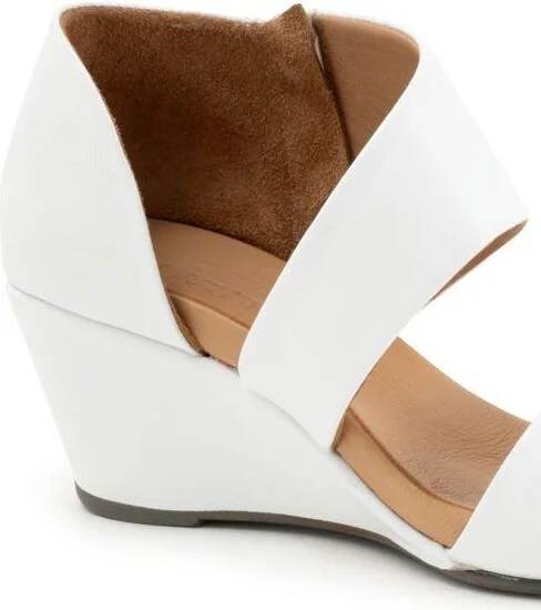 Bueno Iyla Sandal - Image 4