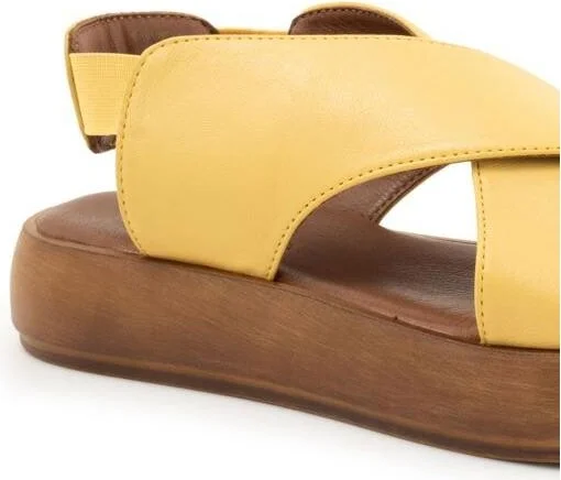 Bueno Jayden Sandal - Image 6