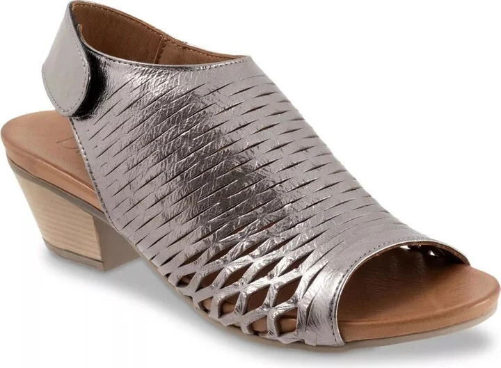 Bueno Lacey Sandal