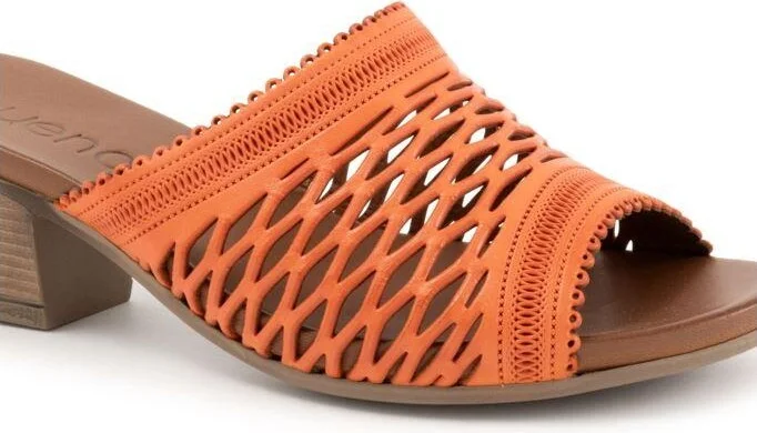 Bueno Lillian Sandal - Image 11