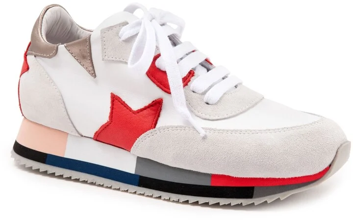 Bueno Petro Sneaker